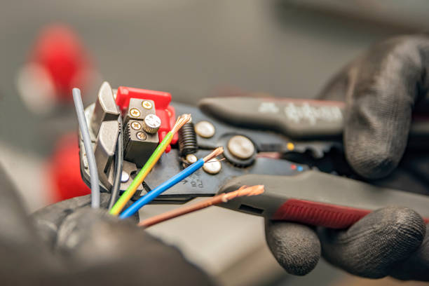 Best Electrical Contractors for Businesses  in Calico Rock, AR