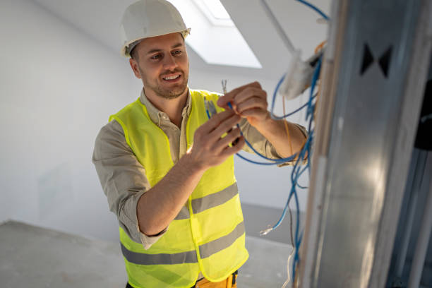 Best Affordable Emergency Electrician  in Calico Rock, AR